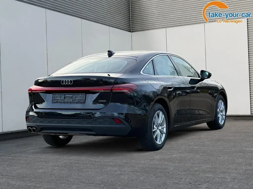 Neu Audi A5 204 PS (150 kW) 2025 (mythosschwarz metallic/schwarz) Limousine