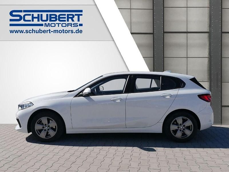 Gebraucht BMW 118 Advantage 150 PS (110 kW) 2021 Weiß Kleinwagen