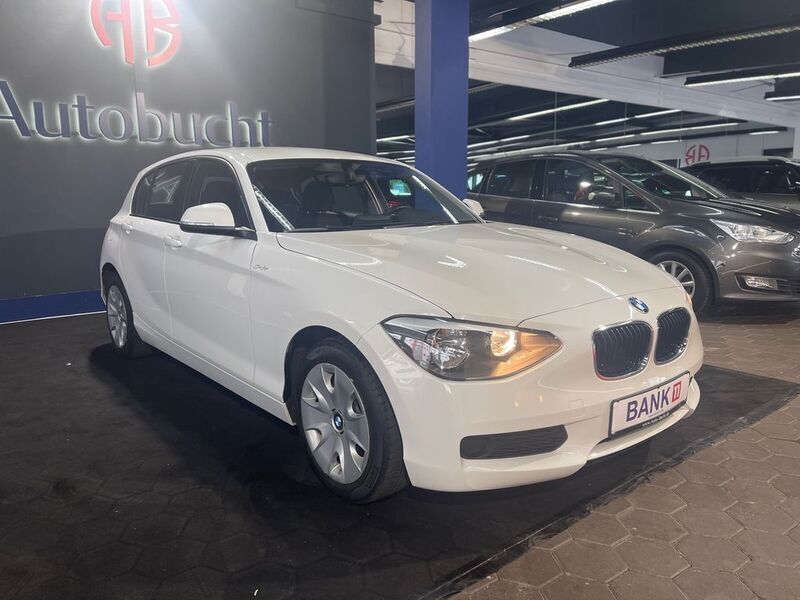 Weiß Gebraucht 2014 BMW 116 Advantage Kleinwagen | 13.199 € (Etwas zu teuer) - Bild 1/4
