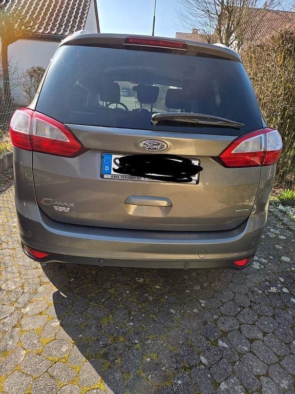 Gebraucht Ford Grand C-Max Titanium 150 PS (110 kW) 2012 Braun Van / Kleinbus