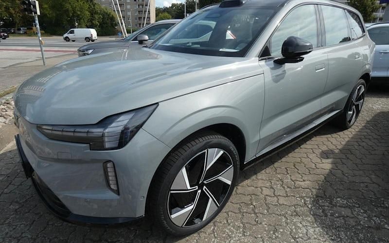 Neu Volvo EX90 Performance 380 kW (517 PS) 2025 Vapour grey (grau) SUV
