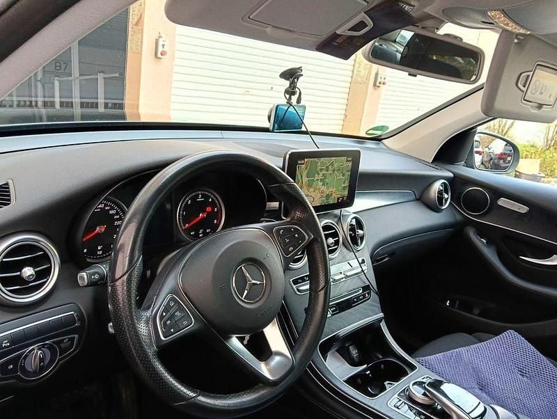 Gebraucht Mercedes GLC220 170 PS (125 kW) 2017 Schwarz SUV