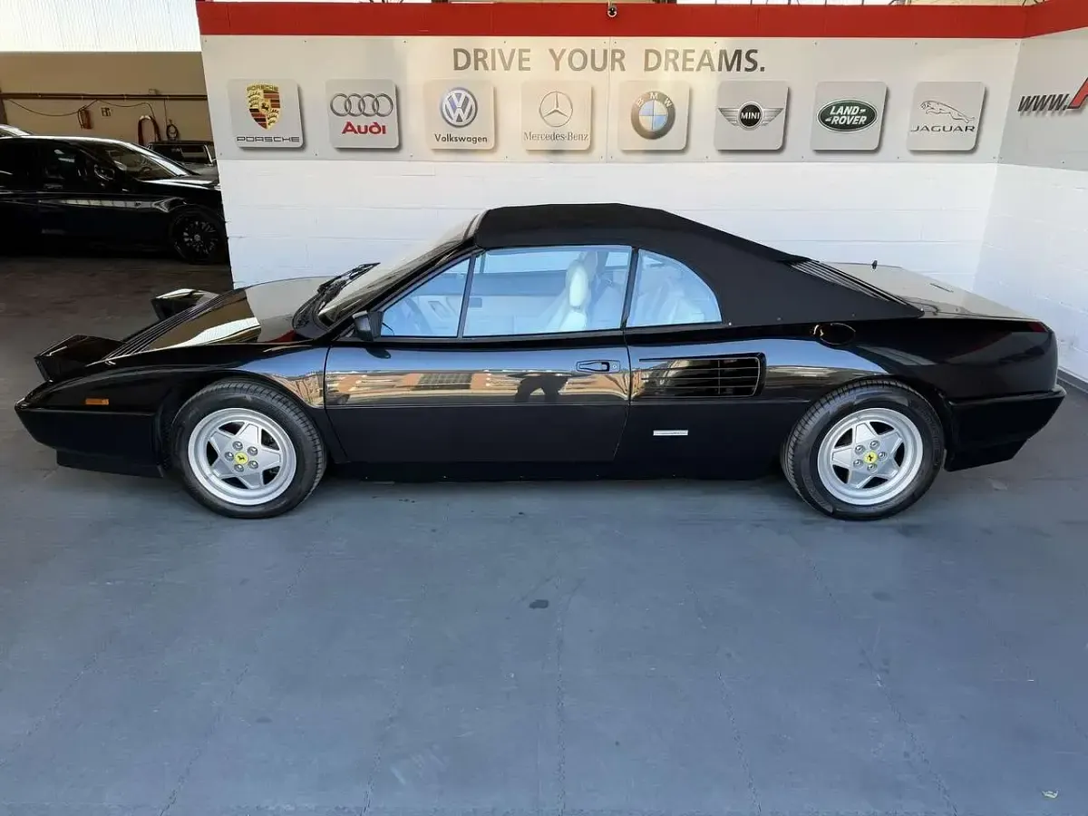 Gebraucht Ferrari Mondial 300 PS (220 kW) 1992 Nero Cabrio