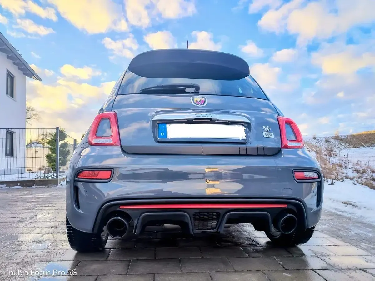 Używany Abarth 695 165 KM (121 kW) 2017 Szary Hatchback