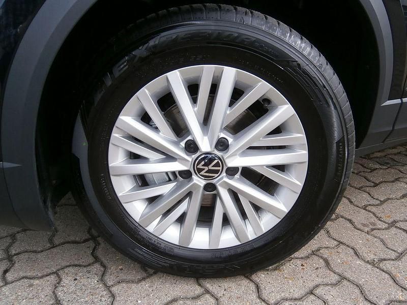 Gebraucht VW T-Roc Life 150 PS (110 kW) 2024 Deep black perleffekt SUV