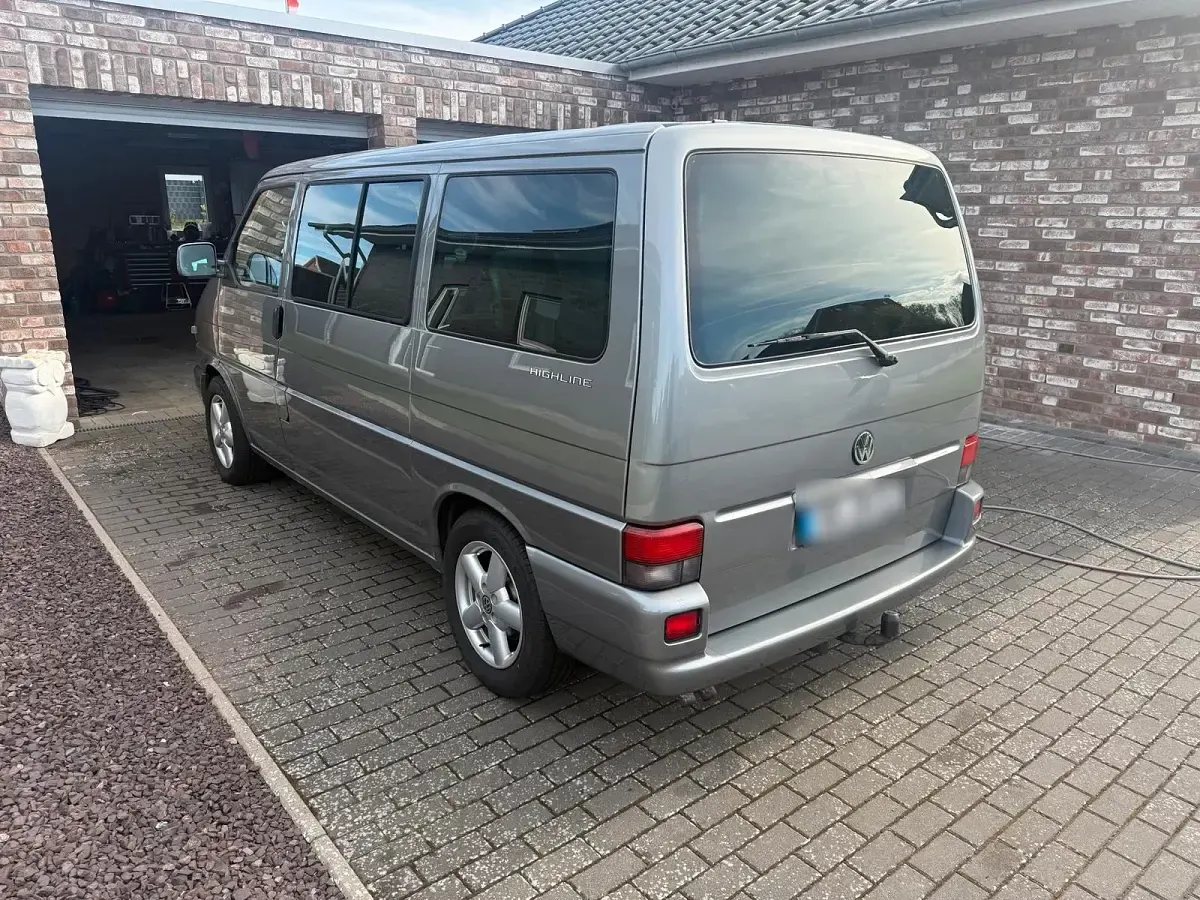 Gebraucht VW Multivan Highline 181 PS (133 kW) 2002 Grau Van / Kleinbus