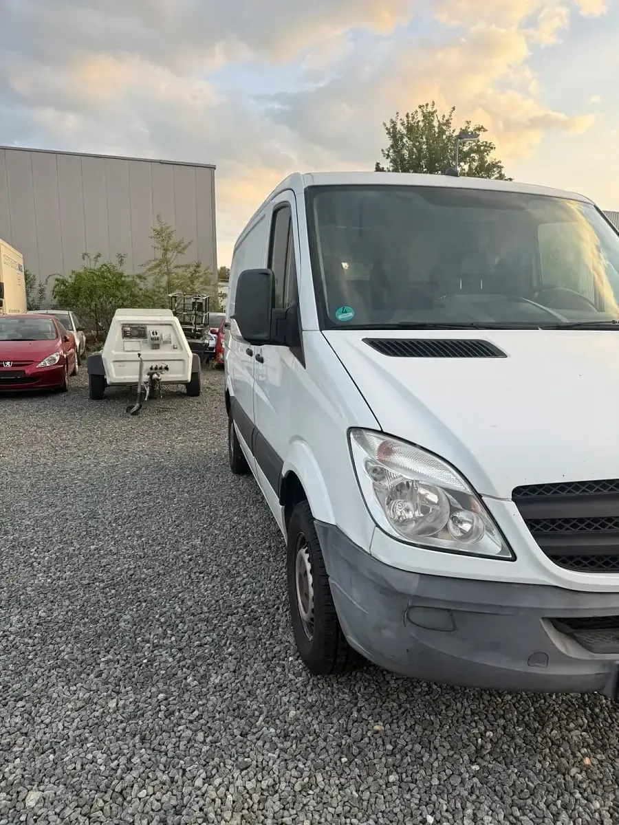 Używany Mercedes Sprinter 129 KM (94 kW) 2012 Srebrny