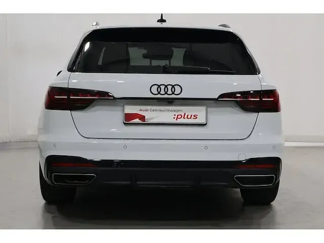 Gebraucht Audi A4 S-Line 204 PS (150 kW) 2025 Weiß Kombi