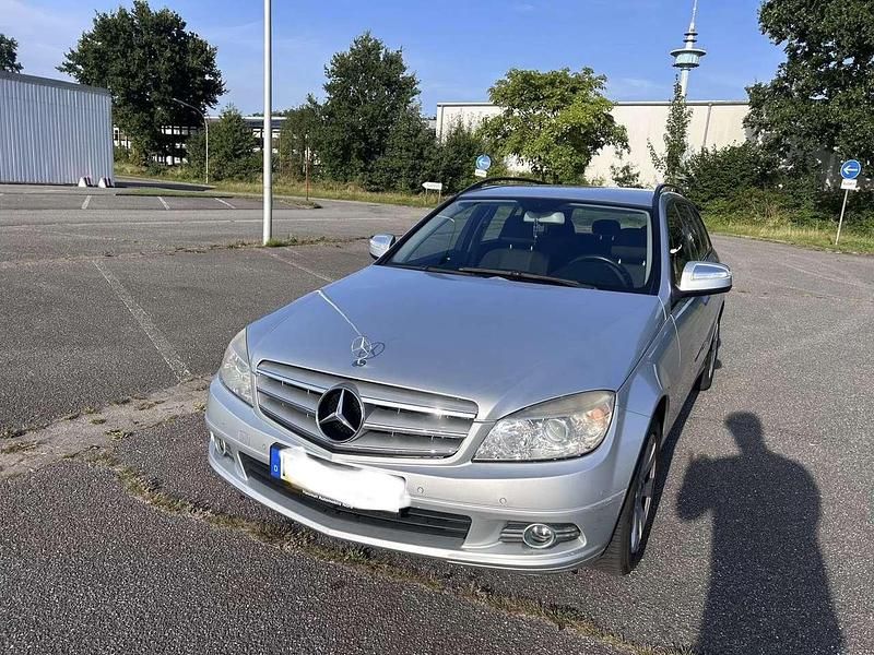 Gebraucht Mercedes C220 170 PS (125 kW) 2008 Grau Kombi