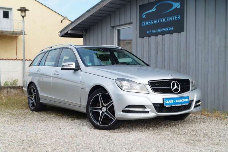 Silber Gebraucht 2011 Mercedes C200 AMG Kombi | 8.950 € (Fairer Preis) - Bild 1/4