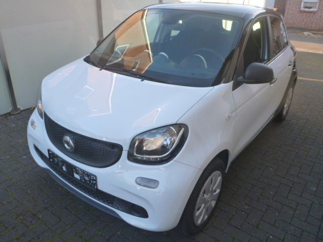 Gebraucht Smart ForFour Passion 71 PS (52 kW) 2015 Weiß Kleinwagen