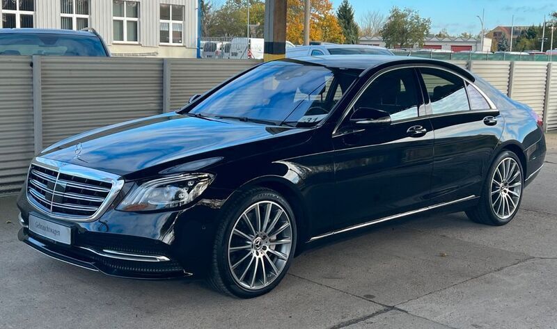 Schwarz Gebraucht 2017 Mercedes S560 AMG Limousine | 45.799 € - Bild 1/4