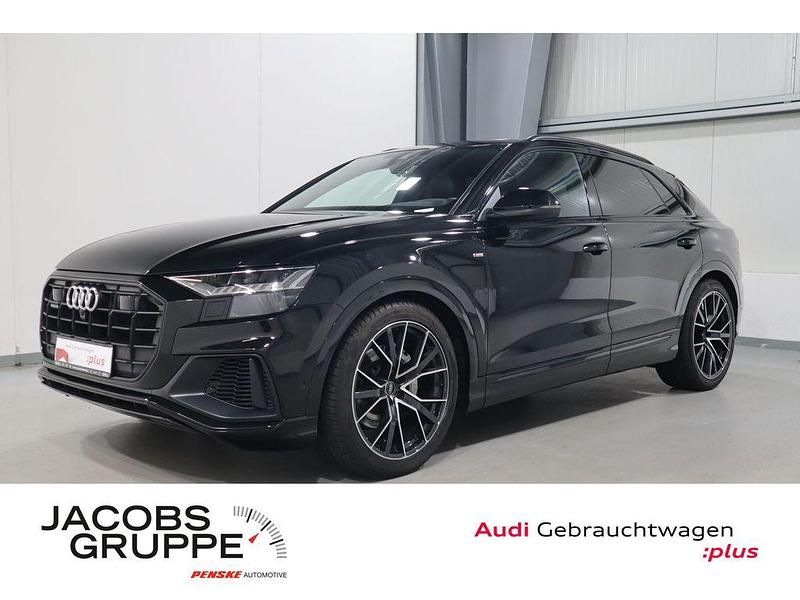 Mythosschwarz metallic Gebraucht 2022 Audi Q8 Ambiente SUV | 60.470 € (Etwas zu teuer) - Bild 1/4