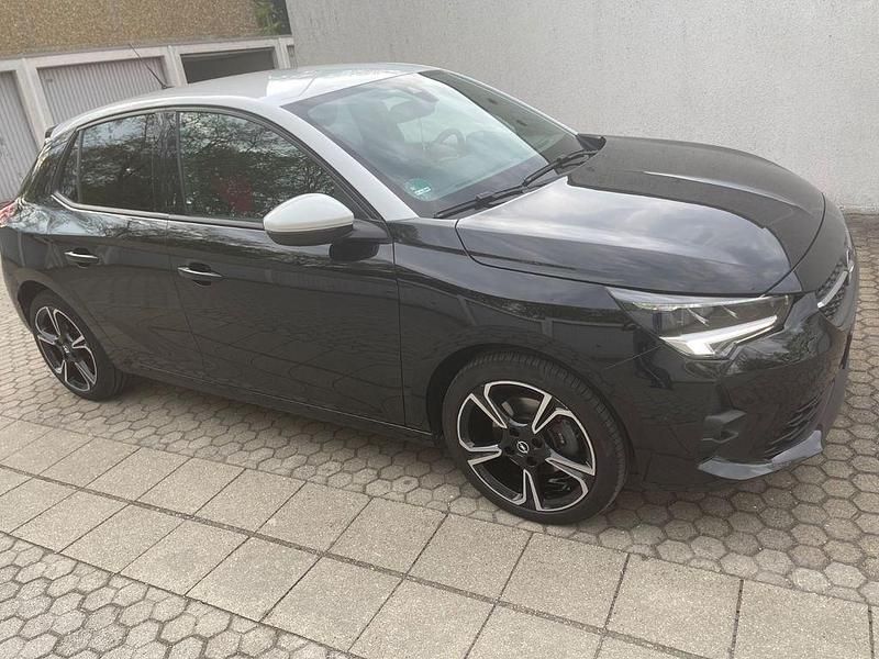 Second-hand Opel Corsa 101 CP (74 kW) 2020 Negru Hatchback