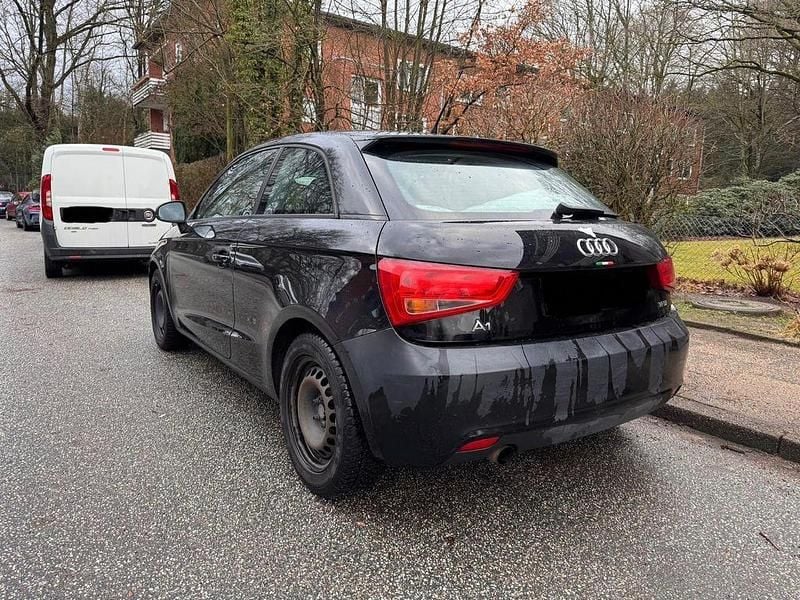 Gebraucht Audi A1 86 PS (63 kW) 2012 Schwarz Kleinwagen