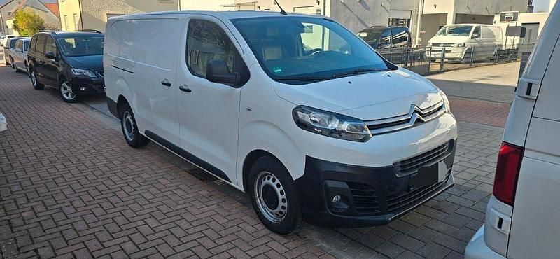 Second-hand Citroën Jumpy 122 CP (89 kW) 2020 Alb Monovolum