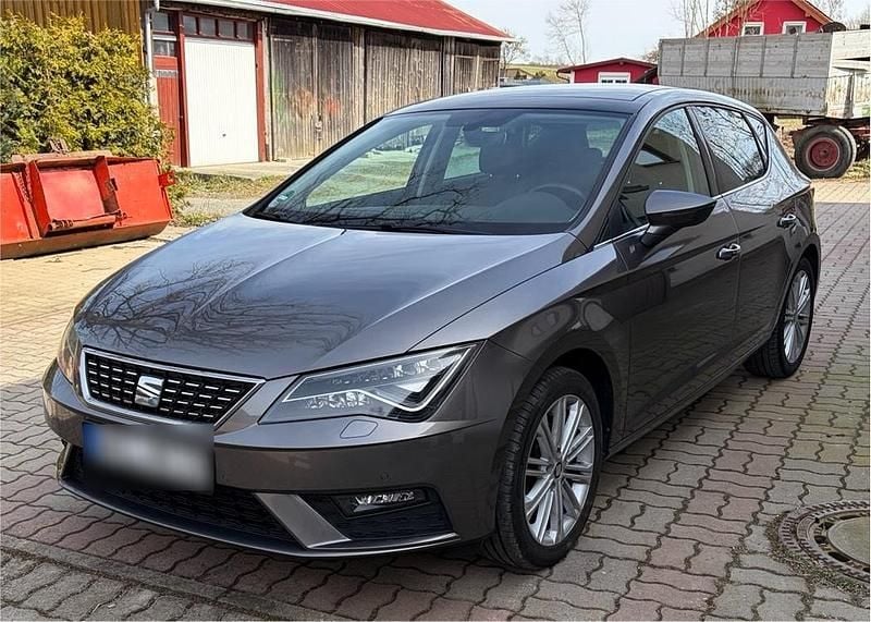 Gebraucht Seat Leon XCELLENCE 125 PS (91 kW) 2017 Grau Limousine