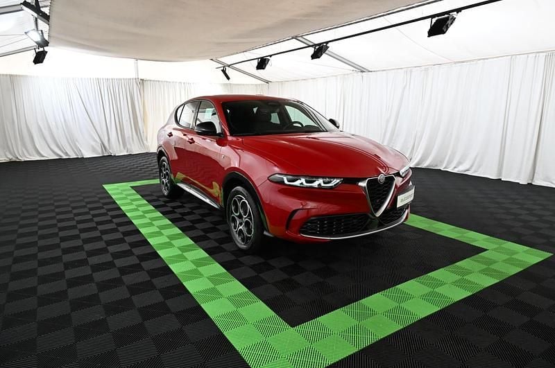 Gebraucht Alfa Romeo Tonale Ti 280 PS (205 kW) 2024 Rot SUV