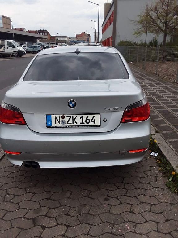 Używany BMW 520 170 KM (125 kW) 2005 Srebrny Sedan/Limuzyna
