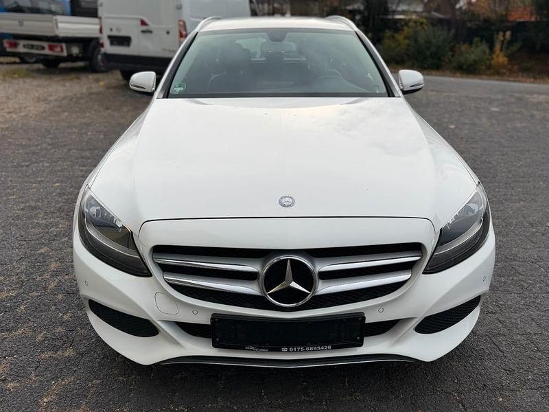 Weiß Gebraucht 2015 Mercedes C220 Kombi | 13.999 € (Guter Preis) - Bild 1/4