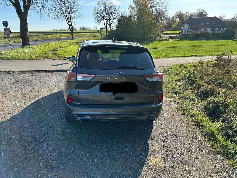 Gebraucht Ford Kuga ST-Line 224 PS (164 kW) 2020 Grau SUV