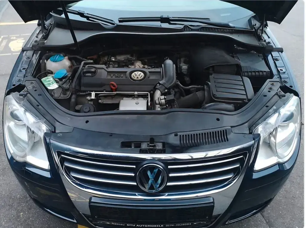 Gebraucht VW Eos 122 PS (89 kW) 2008 Blau Cabrio