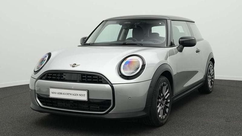 Grau Gebraucht 2024 Mini Cooper Classic Kleinwagen | 23.280 € (Guter Preis) - Bild 1/4