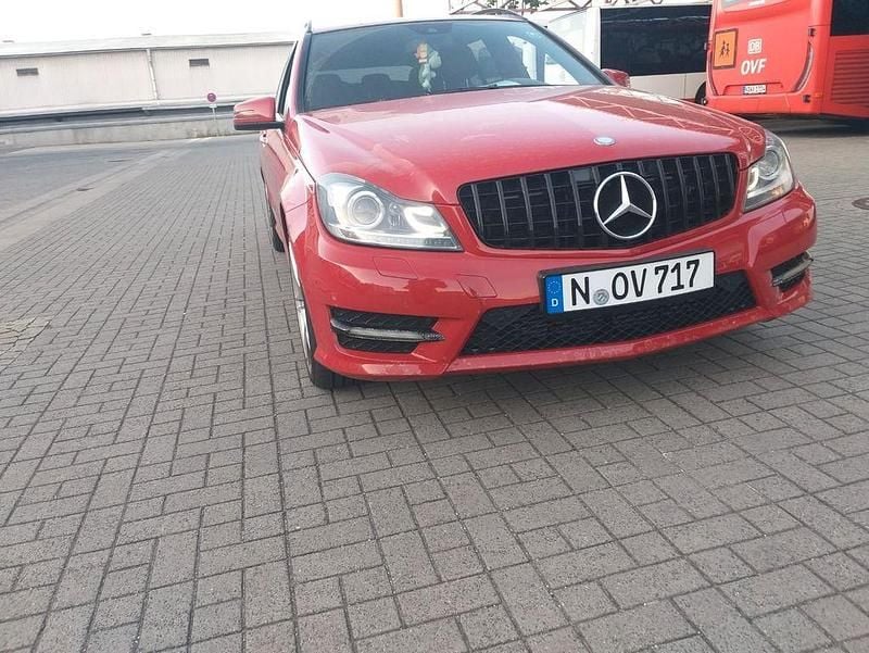 Gebraucht Mercedes C200 AMG 136 PS (100 kW) 2012 Limousine