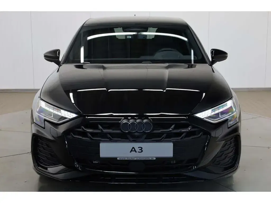 Neu Audi A3 S-Line 272 PS (200 kW) 2026 Mythosschwarz metallic Limousine