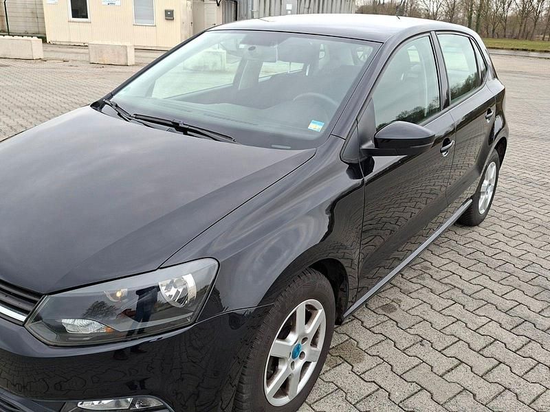 Gebraucht VW Polo Trendline 75 PS (55 kW) 2017 Schwarz Kleinwagen