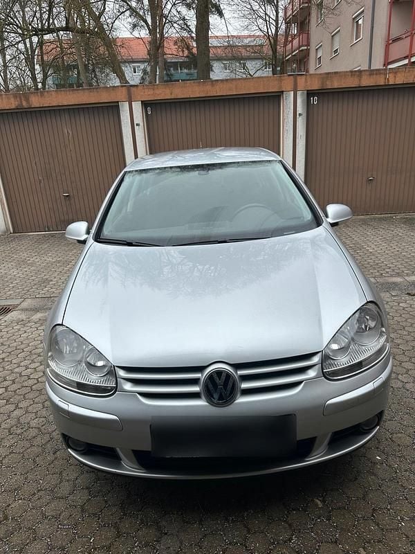 Gebraucht VW Golf VI 140 PS (102 kW) 2008 Silber Kleinwagen