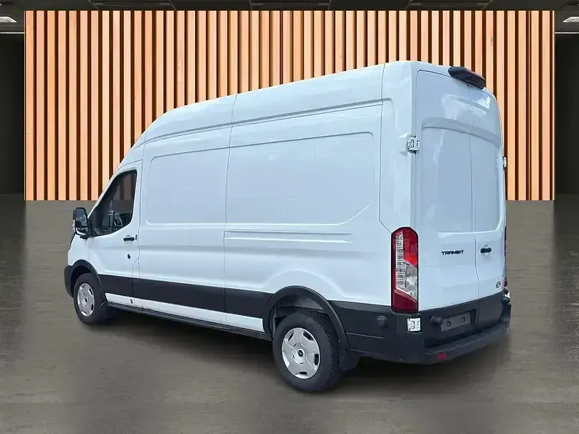 Gebraucht Ford Transit Trend 131 PS (96 kW) 2024 Weiß Van