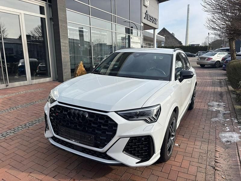 Gebraucht Audi RS Q3 Ambiente 400 PS (294 kW) 2024 Weiß metallic SUV