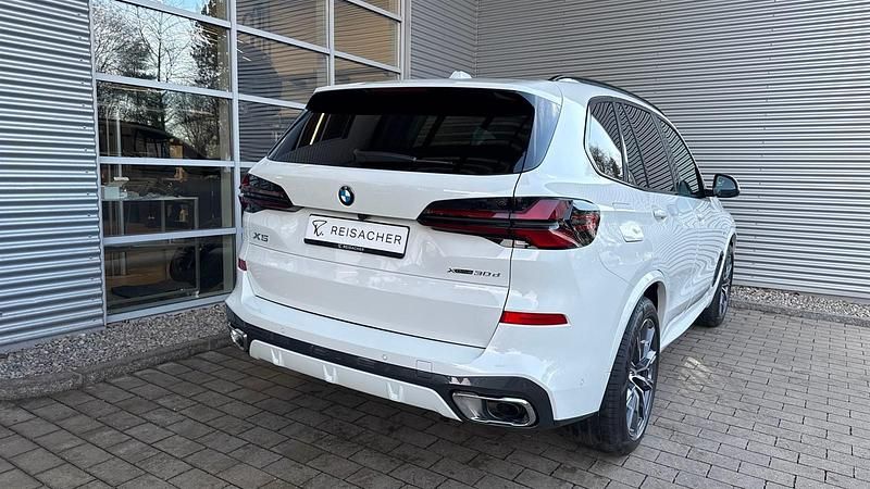 Neu BMW X5 Efficient Dynamics 298 PS (219 kW) 2026 Alpinweiß uni SUV