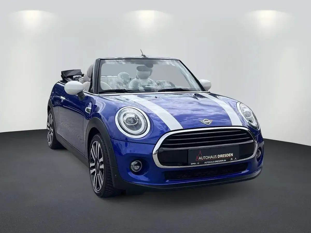Gebraucht Mini Cooper Cabriolet 136 PS (100 kW) 2020 Blue (metallic) Cabrio