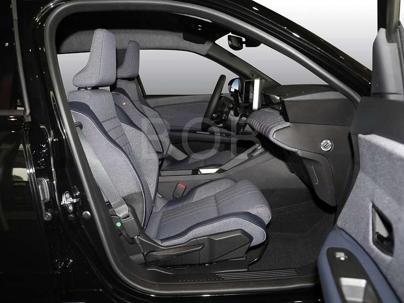 Neu Renault 4 E-Tech Komfort 110 kW (150 PS) 2025 Black pearlschwarz SUV