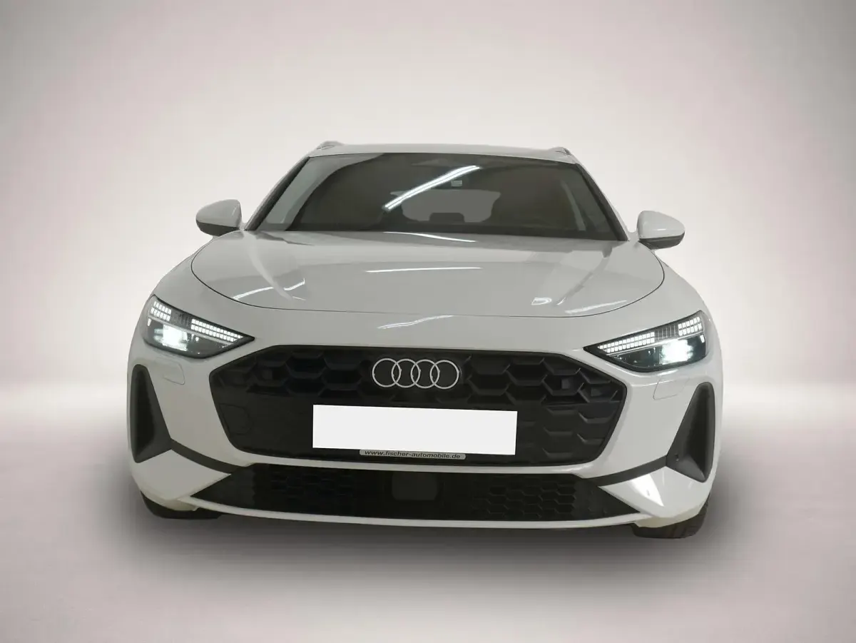 Gebraucht Audi A5 Comfort 204 PS (150 kW) 2025 Manufacturer Kombi