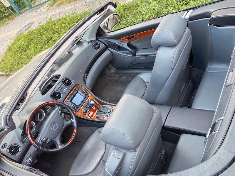 Gebraucht Mercedes SL350 245 PS (180 kW) 2003 Silber Cabrio