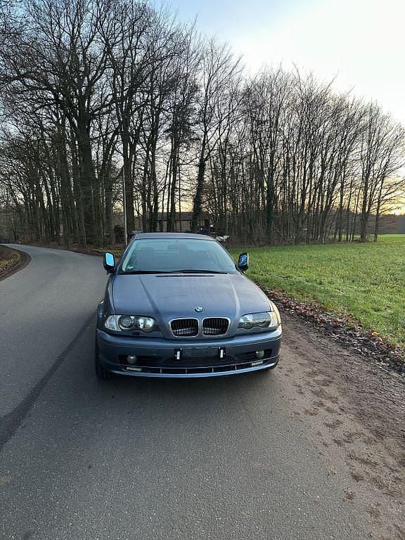 Gebraucht BMW 318 118 PS (86 kW) 1999 Blau Coupé