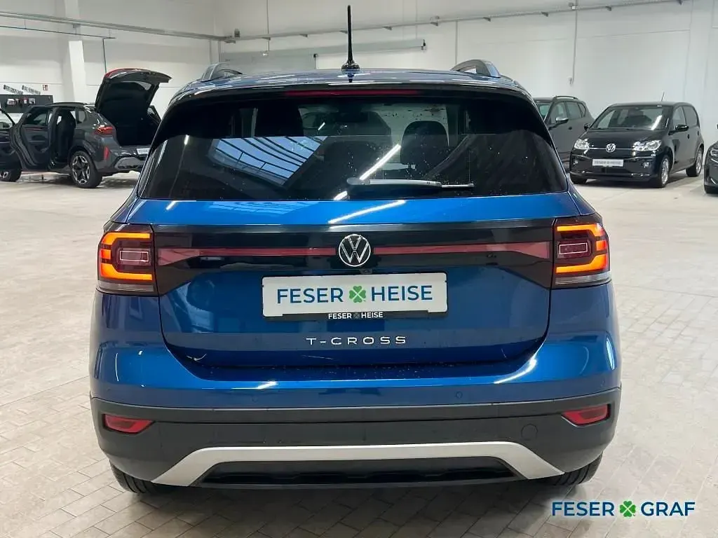 Gebraucht VW T-Cross Active 110 PS (80 kW) 2022 Blau SUV