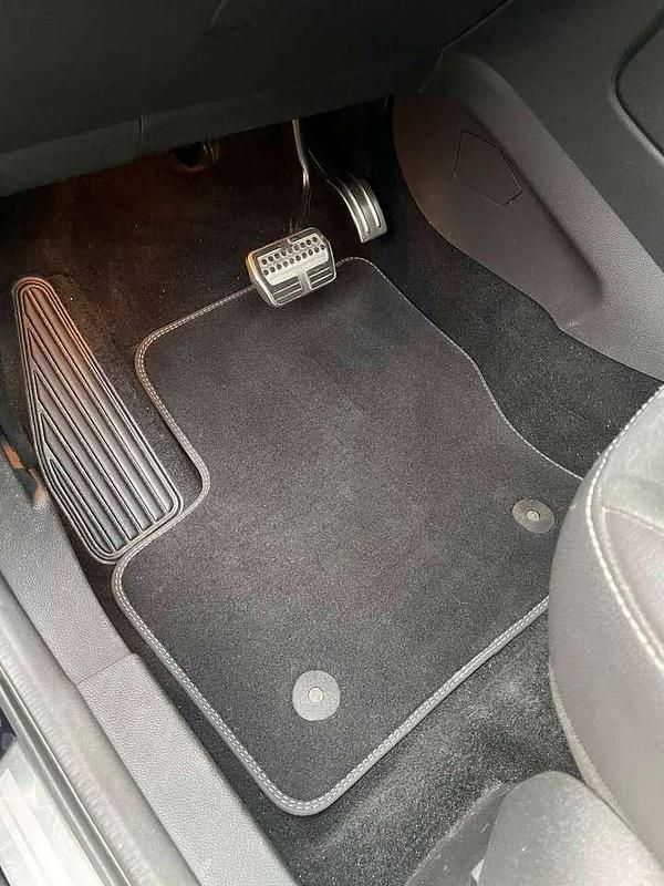 Gebraucht Ford Kuga ST-Line 150 PS (110 kW) 2017 Schwarz SUV