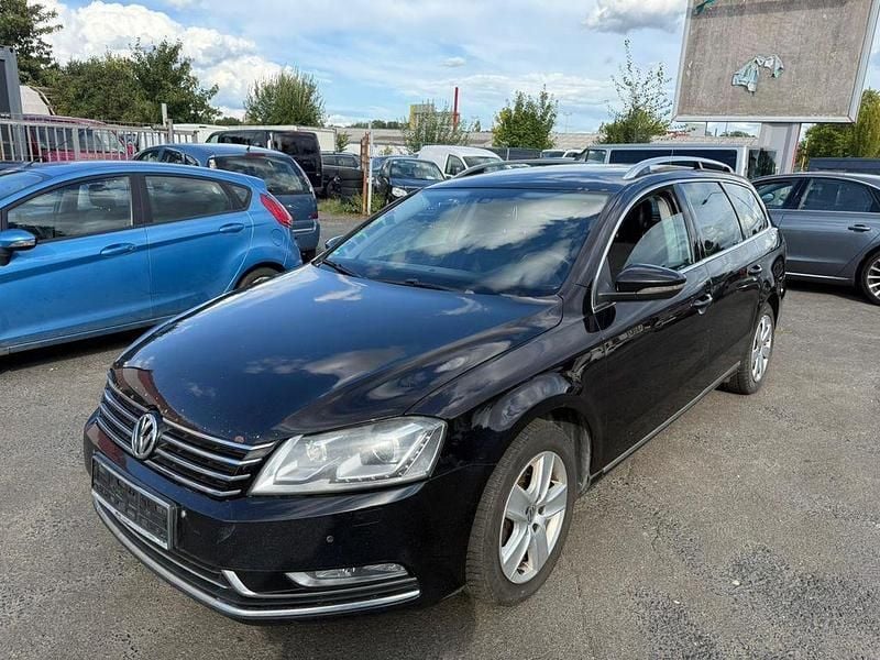 Gebraucht VW Passat Highline 140 PS (102 kW) 2013 Schwarz Kombi