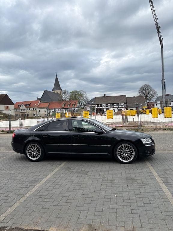 Second-hand Audi A8 232 CP (170 kW) 2007 Negru Berlinǎ
