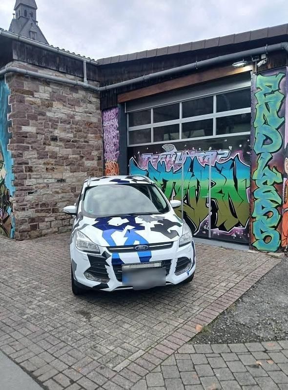 Gebraucht Ford Kuga 147 PS (108 kW) 2013 Weiß SUV