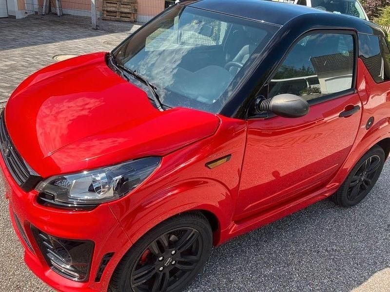 Rot Gebraucht 2022 Ligier JS50 Kleinwagen | 13.750 € (Fairer Preis) - Bild 1/4