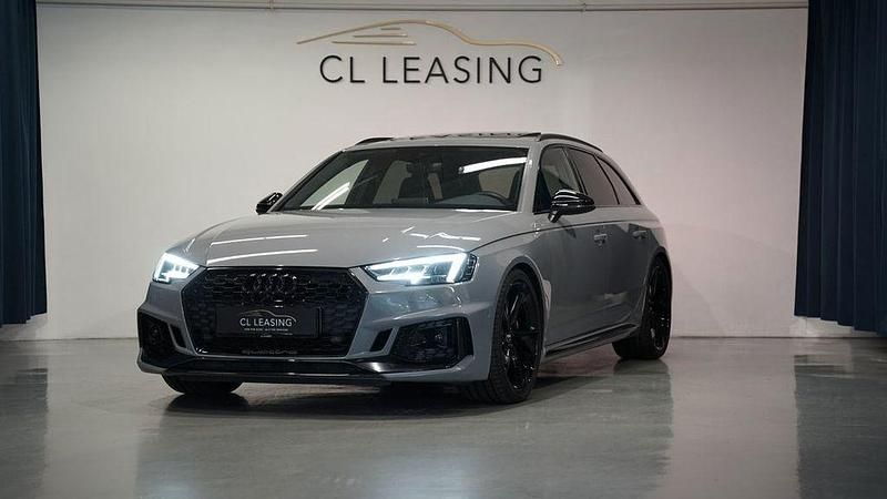 Grau Gebraucht 2019 Audi RS4 Sport Kombi | 54.734 € (Etwas zu teuer) - Bild 1/4
