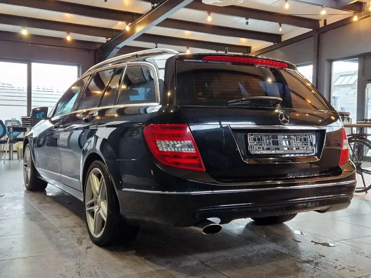 Second-hand Mercedes C200 AMG 184 CP (135 kW) 2014 Negru Break