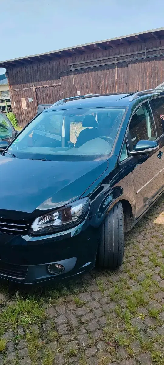 Gebraucht VW Touran 170 PS (125 kW) 2011 Grün Van / Kleinbus