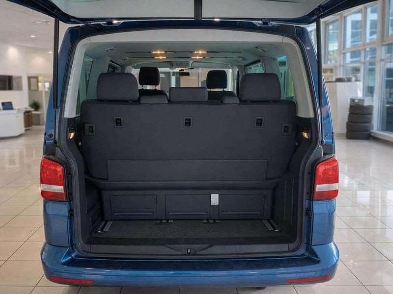 Gebraucht VW Multivan Comfortline 140 PS (102 kW) 2015 Olympiablau metallic Van / Kleinbus
