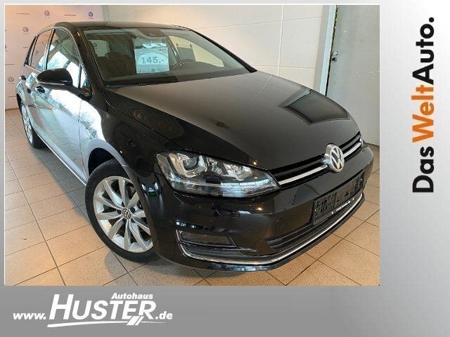 Schwarz metallic Gebraucht 2013 VW Golf VII Highline Limousine | 11.530 € (Etwas zu teuer) - Bild 1/4